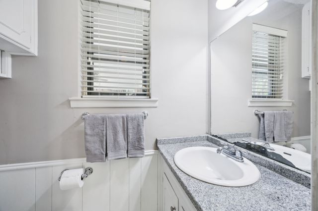 204 Shelmar Drive, Euless, TX 76039