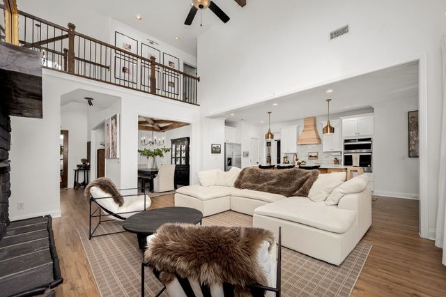2010 Trout Trl, Murfreesboro, TN 37129