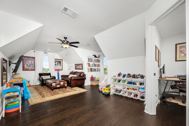 2010 Trout Trl, Murfreesboro, TN 37129