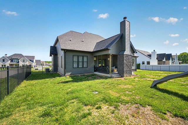 2010 Trout Trl, Murfreesboro, TN 37129