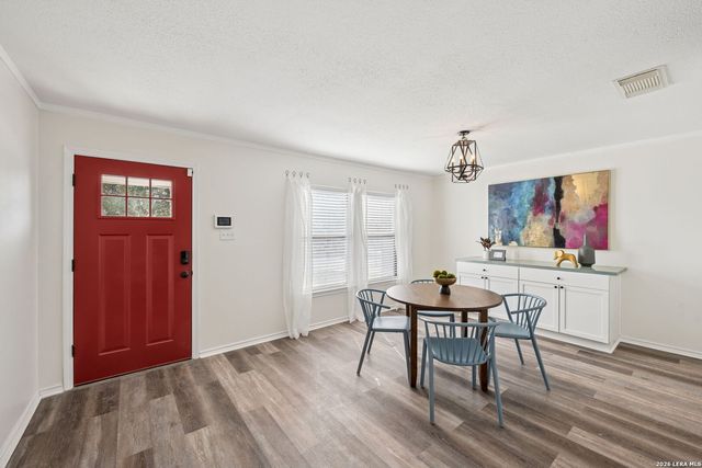 8217 Laurel Bend, San Antonio, TX 78250