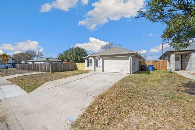 8217 Laurel Bend, San Antonio, TX 78250