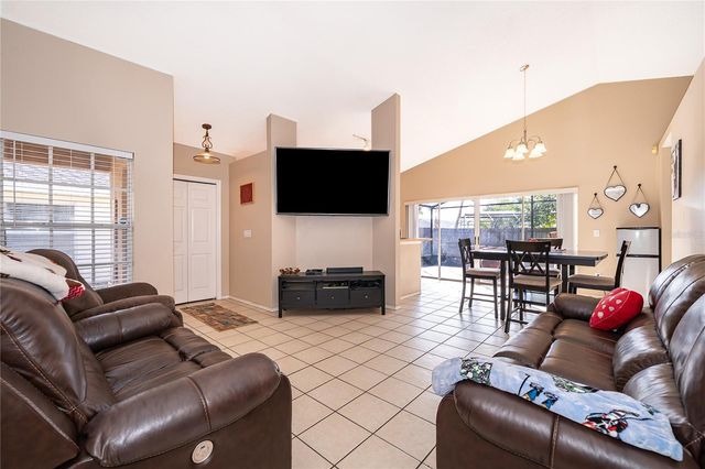 1005 SUGARBERRY TRAIL, Oviedo, FL 32765