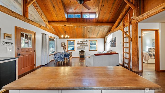 106 Wolf Ridge Lane, Dayton, WA 99328