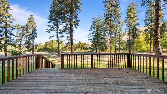 106 Wolf Ridge Lane, Dayton, WA 99328