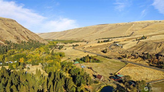 106 Wolf Ridge Lane, Dayton, WA 99328