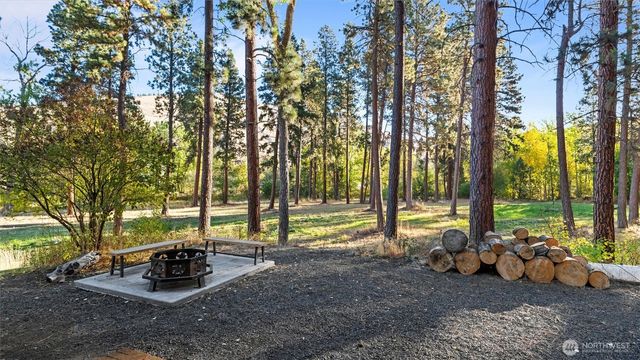 106 Wolf Ridge Lane, Dayton, WA 99328