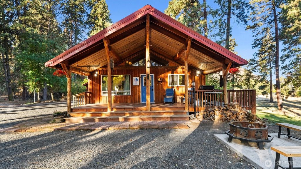 106 Wolf Ridge Lane, Dayton, WA 99328