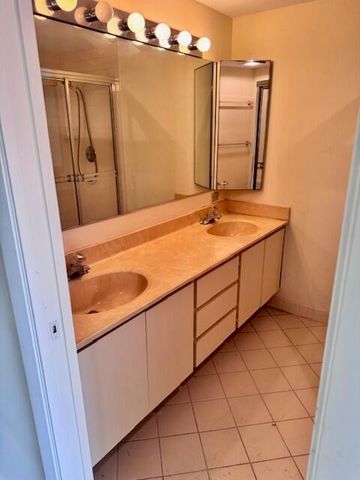 217 LIVE OAK Lane, Boynton Beach, FL 33436