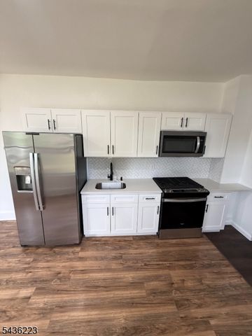 656 E 24Th St, Paterson City, NJ 07504