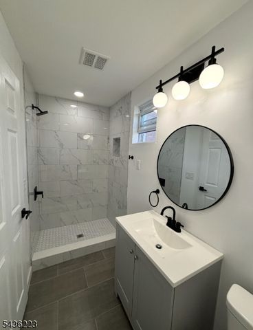 656 E 24Th St, Paterson City, NJ 07504