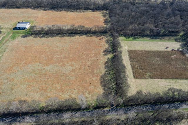 7729 Enterprise Rd, Mount Pleasant, TN 38474