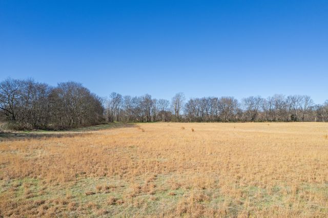 7729 Enterprise Rd, Mount Pleasant, TN 38474