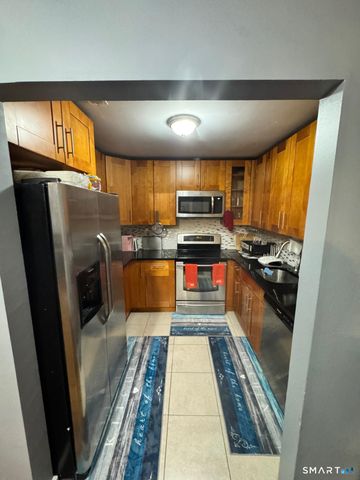 30 Stevens Street APT 111, Bridgeport, CT 06606