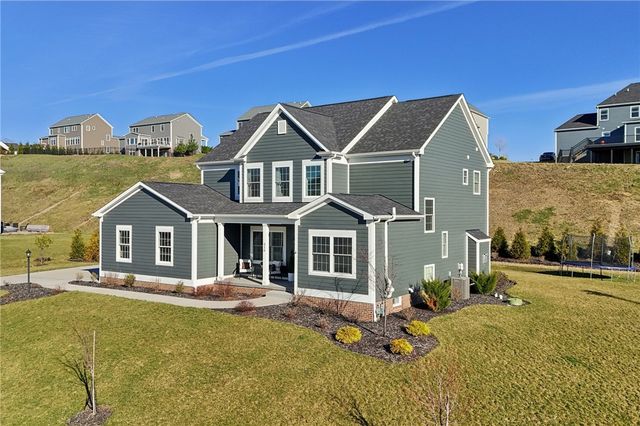 216 Hickory Lane, Adams Twp, PA 16046