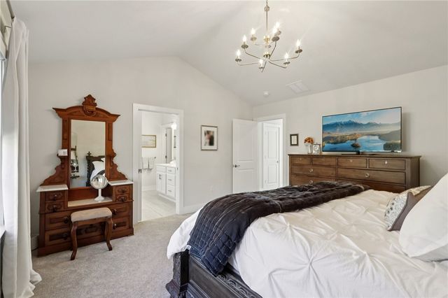 216 Hickory Lane, Adams Twp, PA 16046