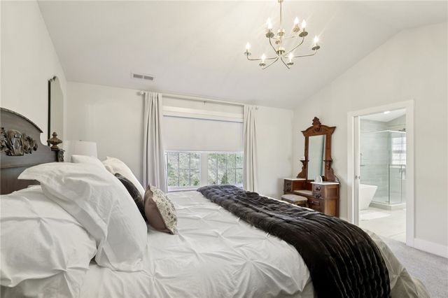 216 Hickory Lane, Adams Twp, PA 16046