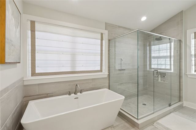 216 Hickory Lane, Adams Twp, PA 16046