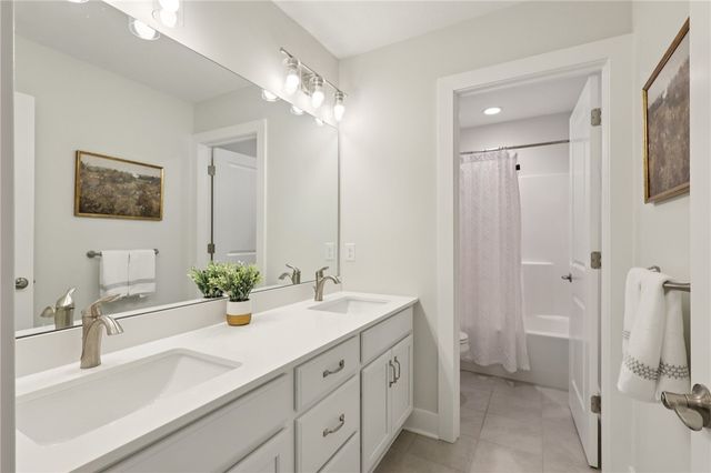 216 Hickory Lane, Adams Twp, PA 16046