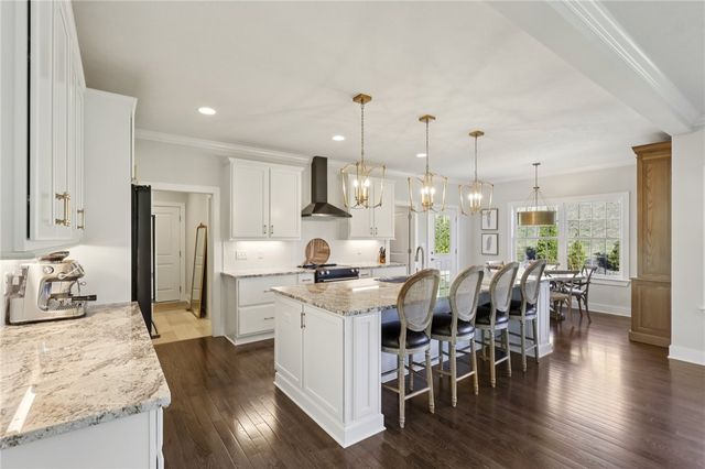 216 Hickory Lane, Adams Twp, PA 16046