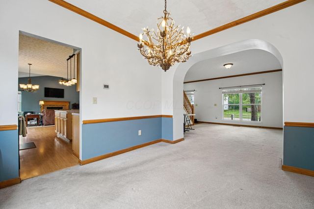 1719 Royal Oak Drive, Lewis Center, OH 43035