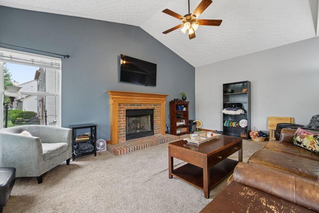 1719 Royal Oak Drive, Lewis Center, OH 43035
