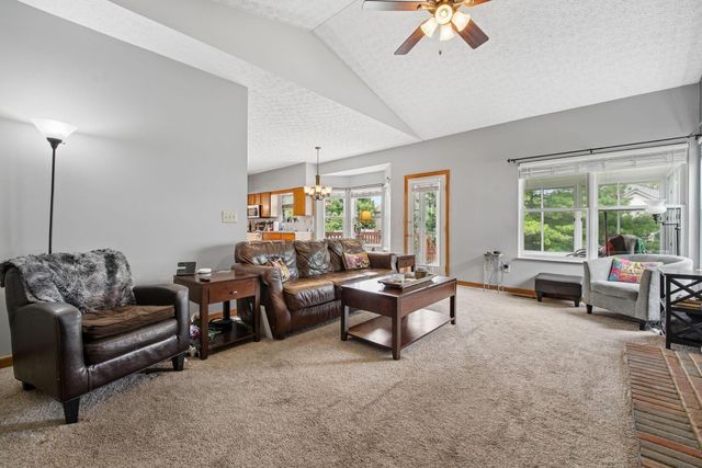 1719 Royal Oak Drive, Lewis Center, OH 43035