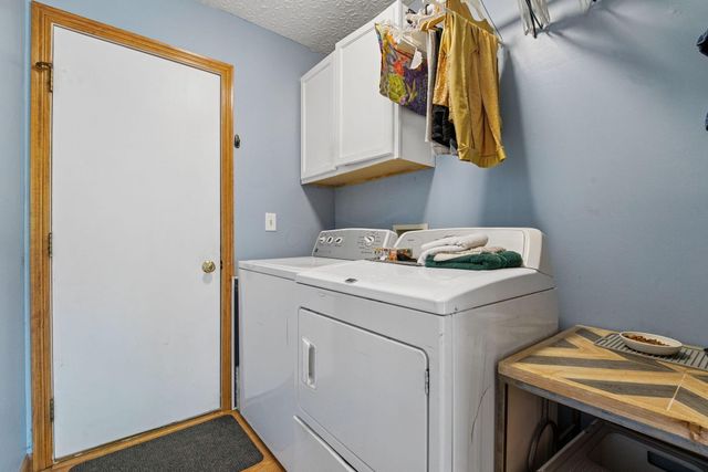 1719 Royal Oak Drive, Lewis Center, OH 43035