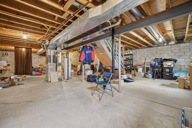 1719 Royal Oak Drive, Lewis Center, OH 43035
