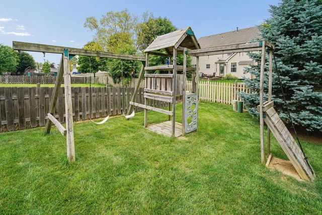 1719 Royal Oak Drive, Lewis Center, OH 43035