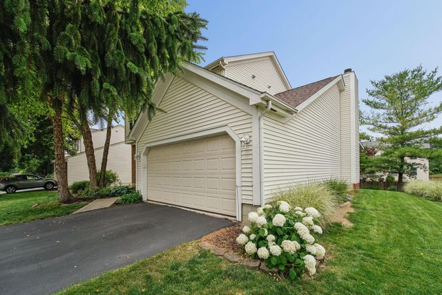 1719 Royal Oak Drive, Lewis Center, OH 43035