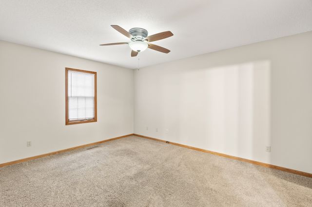 5408 Vista Drive, West Des Moines, IA 50266