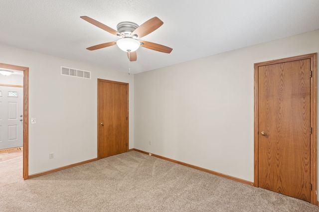 5408 Vista Drive, West Des Moines, IA 50266