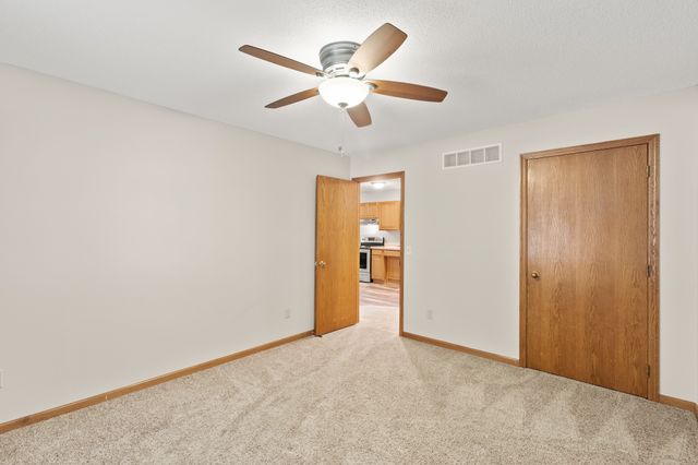 5408 Vista Drive, West Des Moines, IA 50266