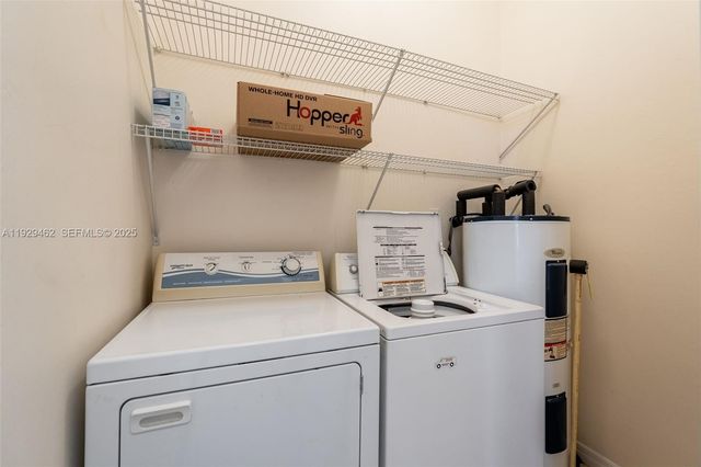 109 Florida St, La Belle, FL 33935