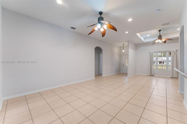 109 Florida St, La Belle, FL 33935