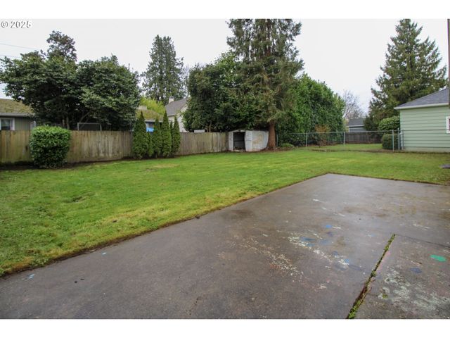 1420 Ne OLIVE St, Salem, OR 97301