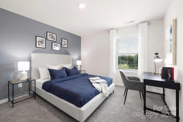 834 Adelston Lane, Asheville, NC 28804