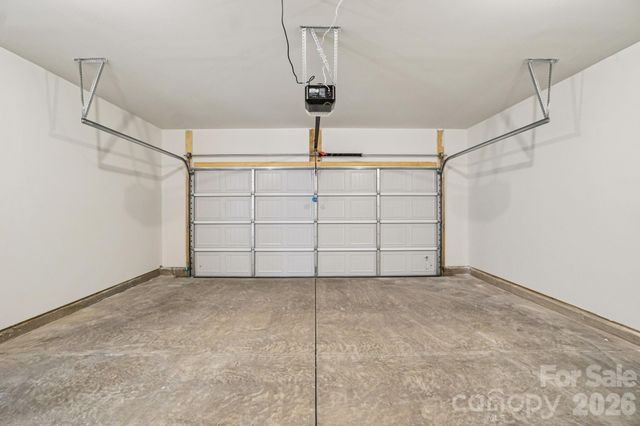 834 Adelston Lane, Asheville, NC 28804