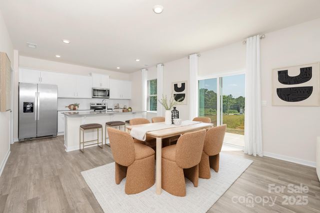 834 Adelston Lane, Asheville, NC 28804