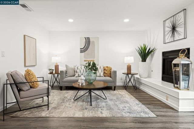 309 Via Cordova Ln, Martinez, CA 94553