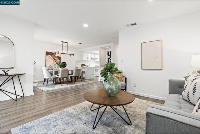 309 Via Cordova Ln, Martinez, CA 94553