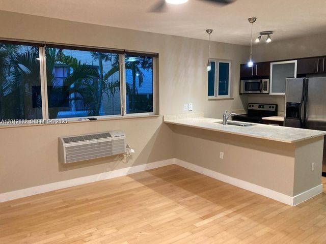 7171 Bay Drive 9, Miami Beach, FL 33141