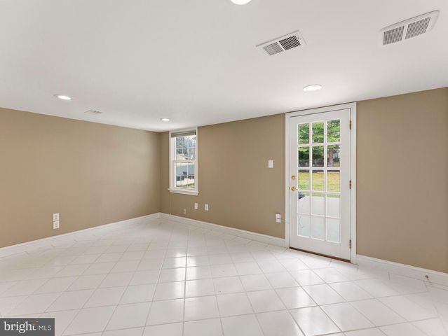 13744 LOCKDALE RD, Silver Spring, MD 20906