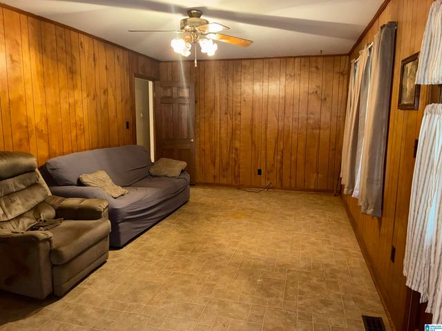 836 ROCKINGHAM ROAD, Birmingham, AL 35235