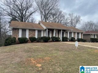 836 ROCKINGHAM ROAD, Birmingham, AL 35235