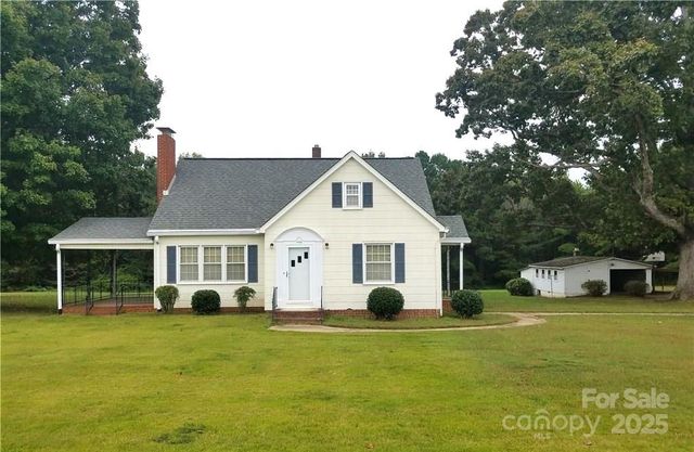 496 Brawley School Road, Mooresville, NC 28117