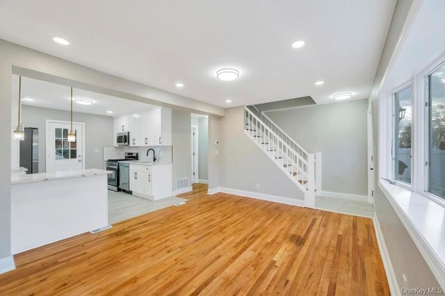 245 Stone Street, Elmont, NY 11003