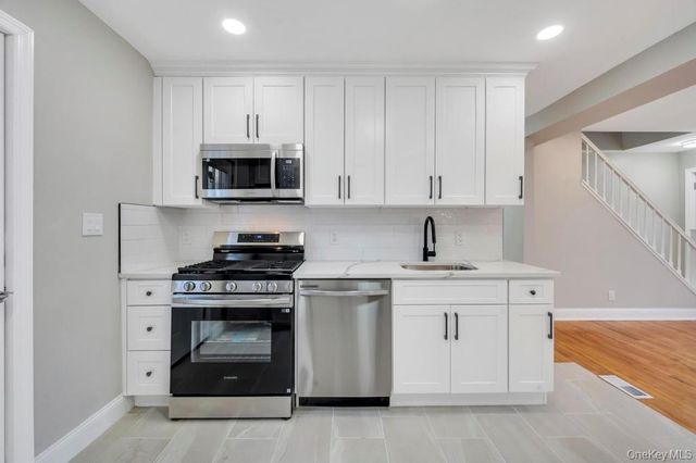 245 Stone Street, Elmont, NY 11003