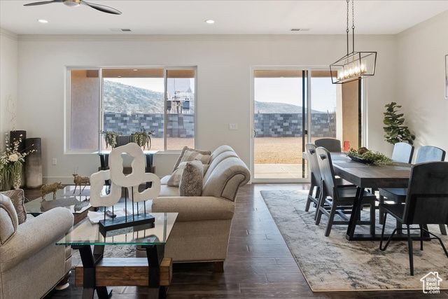 2011 W GRAND TETON RD, Hurricane, UT 84737